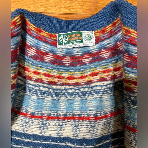 Vtg Norwegian sweater - Picture 6 of 11